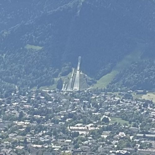 Historische Häuser und Bergdorf-Idylle in Mittenwald